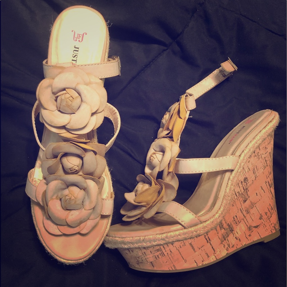 Women’s wedge heels